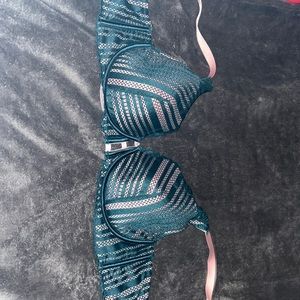 Victoria’s Secret bra
